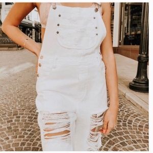 Carmar xs white distressed overalls LF